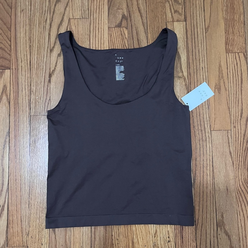 XL NWT a new day Brown Tank Top Built In Shelf Bra
